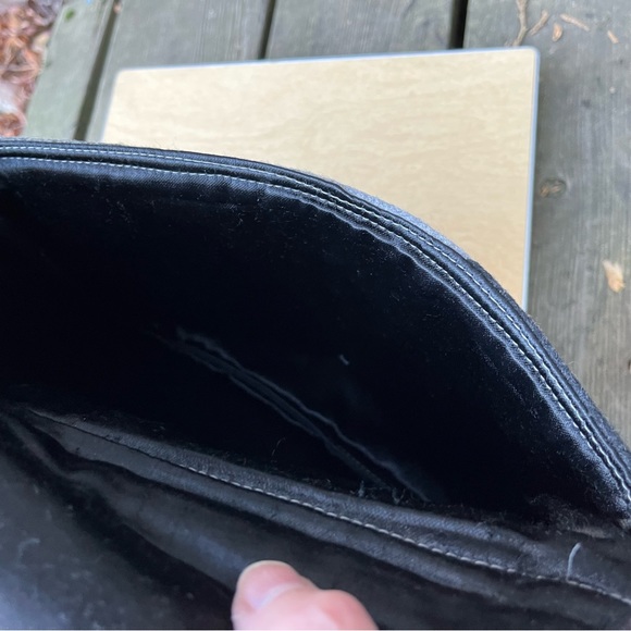 Baabaazuzu Upcycled Wool Pouch Tote Case Bag - Picture 13 of 15